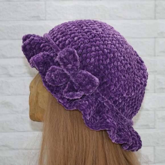HAND CRAFTED Hat Crochet Bucket Chenille Winter Medium Ruffle Wide Brim Purple - Picture 1 of 12